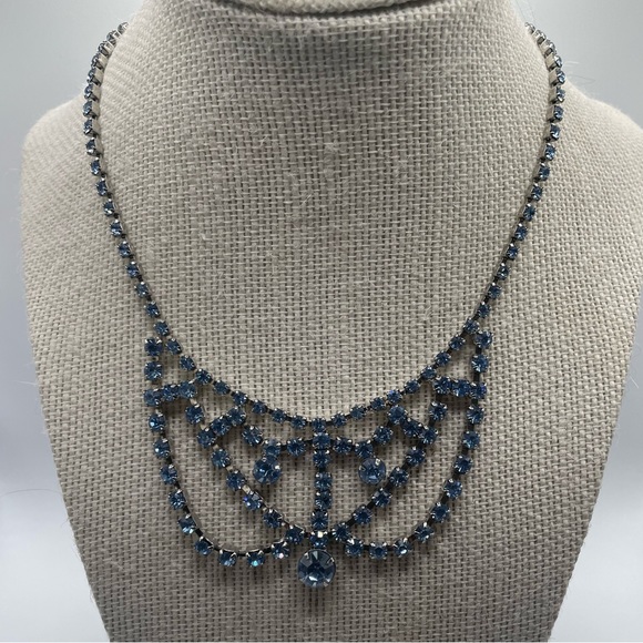 Vintage Blue & Silver Glass Necklace | Choker Style | hook clasp - Picture 5 of 7